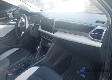 2025 Volkswagen Taos 1.5T Sel z USA, uszkodzony, nr VIN 3VV4C7B2XSM050860